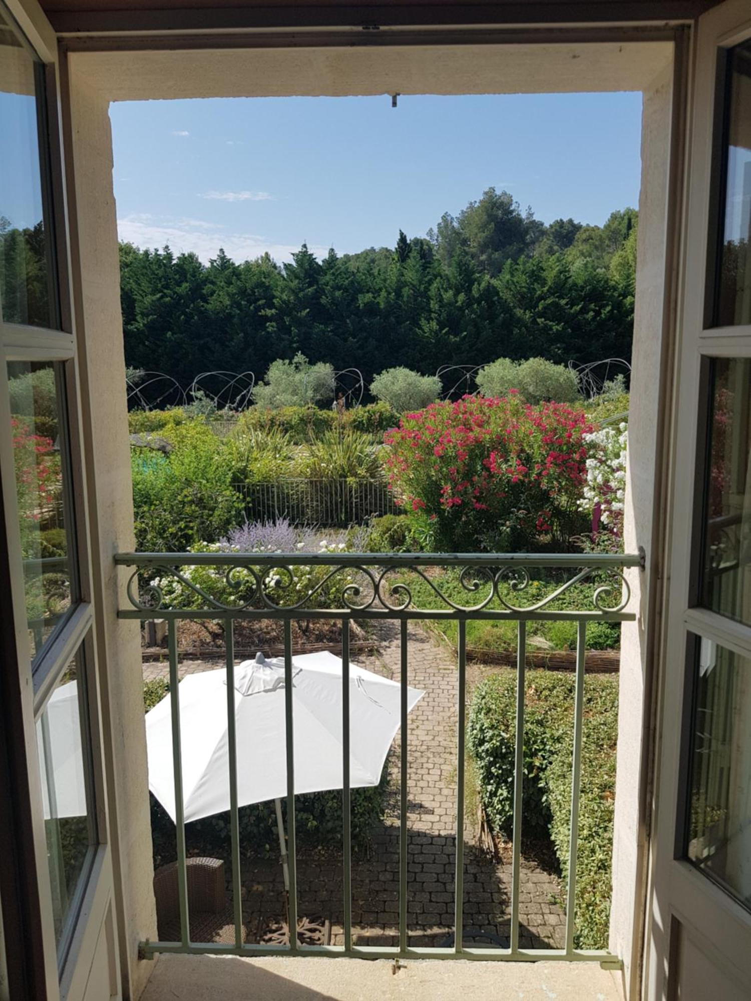 Mas Des Figues - Mas Xviiie - Ouvert 01 Mai Au 30 Septembre 2025 - Piscine Tres Calme - Alpilles Saint Remy De Provence - Cuisine Faite Maison Brunch Mediterraneen - Certifie Biologique Frbio10 Potager Huile D'Olive Bio Roseraie Biodiversite Agritour Buitenkant foto