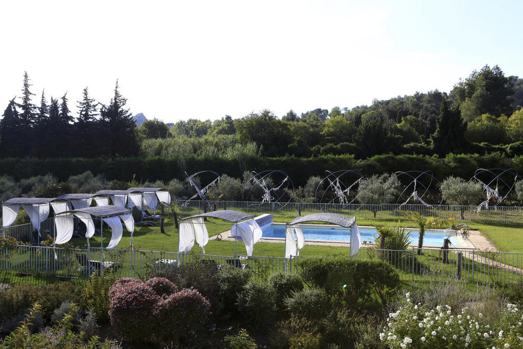 Mas Des Figues - Mas Xviiie - Ouvert 01 Mai Au 30 Septembre 2025 - Piscine Tres Calme - Alpilles Saint Remy De Provence - Cuisine Faite Maison Brunch Mediterraneen - Certifie Biologique Frbio10 Potager Huile D'Olive Bio Roseraie Biodiversite Agritour Buitenkant foto